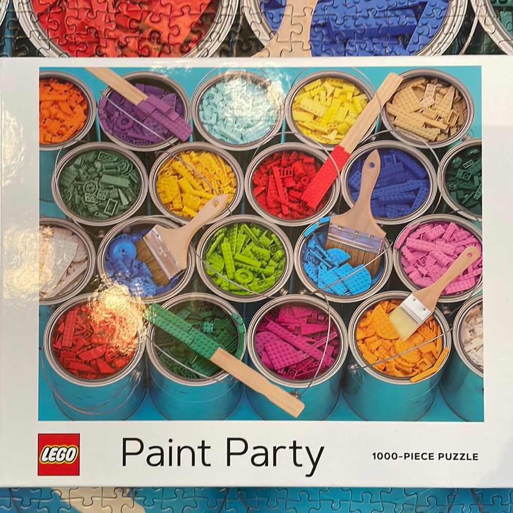 Lego, Chronicle Books, COMPLETE “Paint party” 1000 piece puzzle
